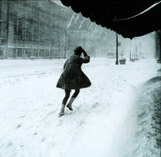 Miniskirts_in_snow_storm_545x531.shkl